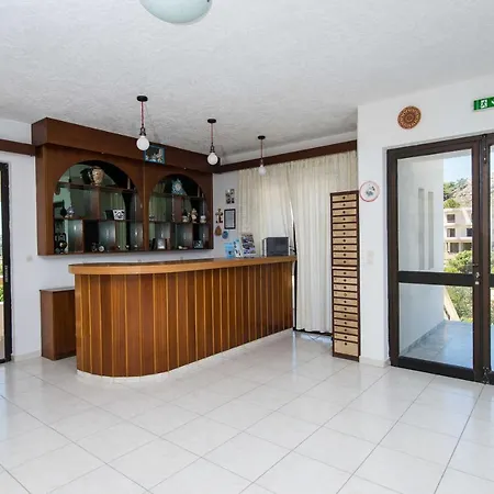 Eleni Anagros Hotel 2*